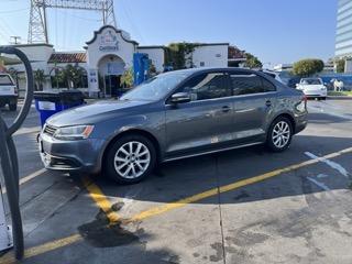 Photo 5 of 15 of 2013 Volkswagen Jetta SE